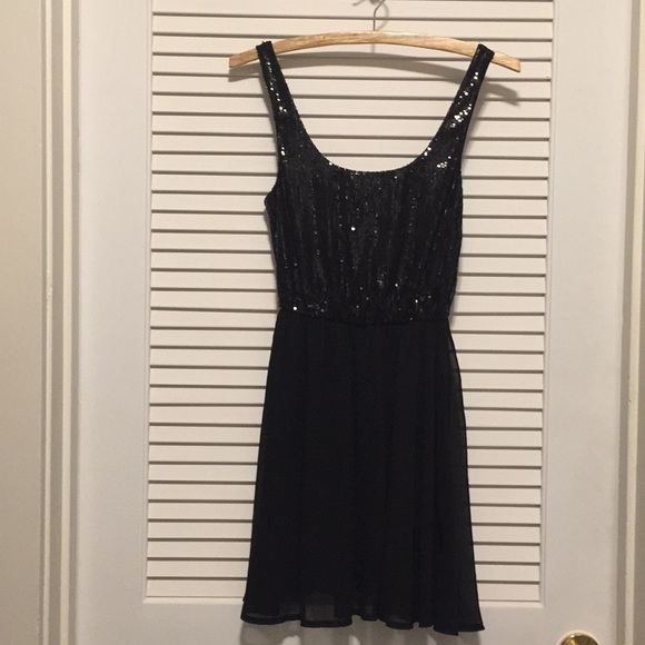 🖤Nollie Black sequin mini dress🖤 - Picture 2 of 3